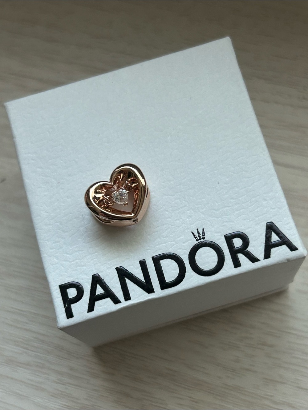 Pandora radiant heart floating charm